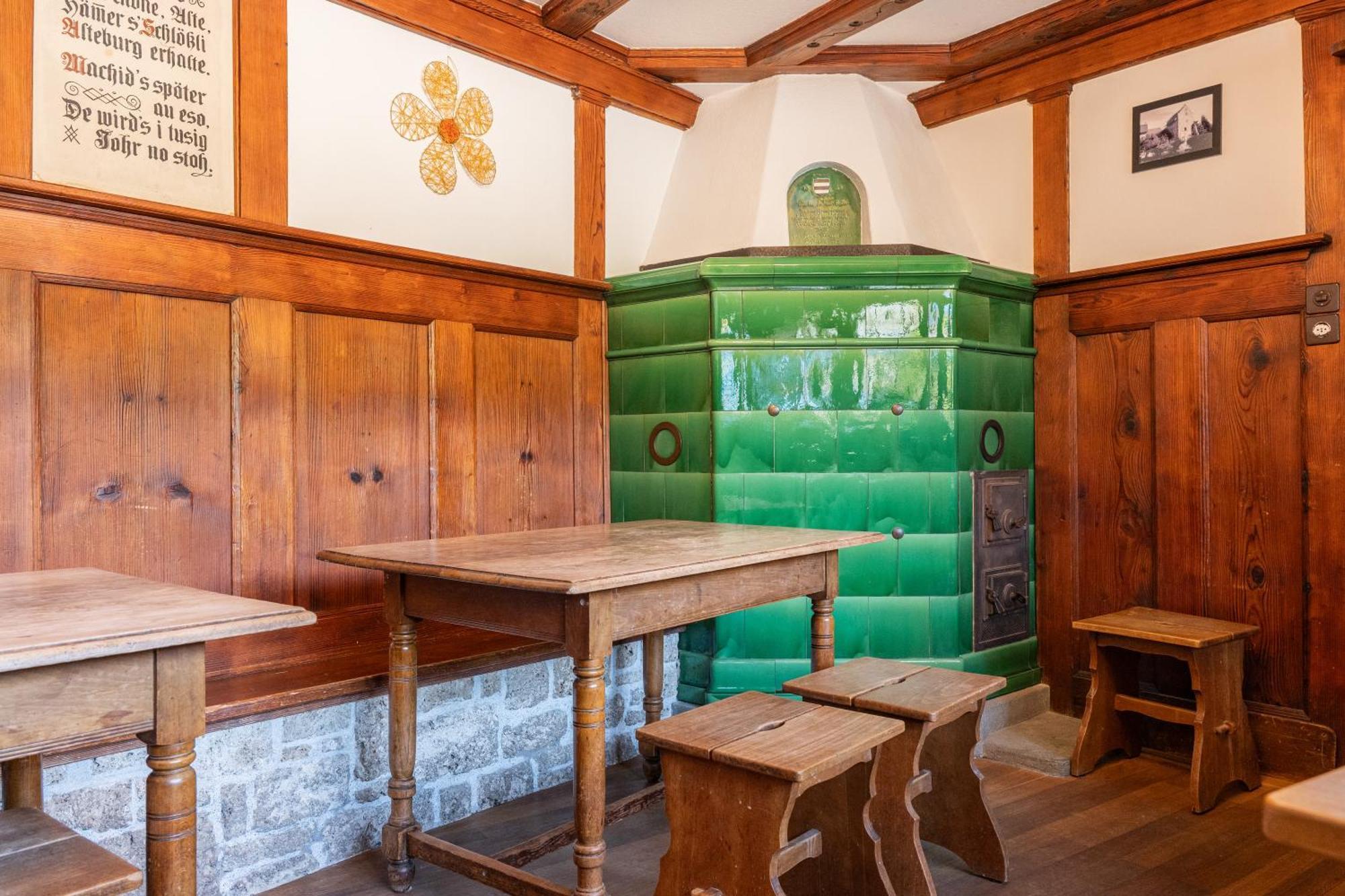 Brugg Youth Hostel Екстериор снимка